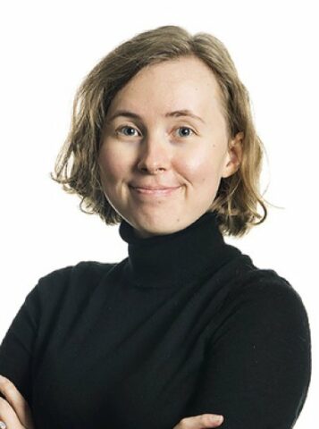 Porträttfoto av Moa Hällström