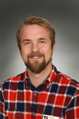 Porträttfoto av Patrik Kull