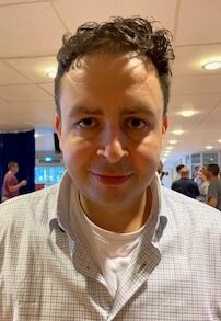 Porträttfoto av Sidar Savas